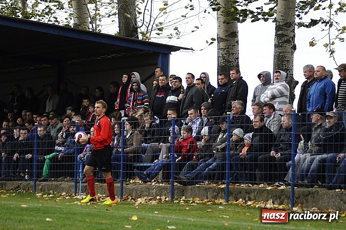 Zdjęcie w galerii na portalu naszraciborz.pl: Wielkie emocje i podział punktów w hicie kolejki wiadomości z regionu