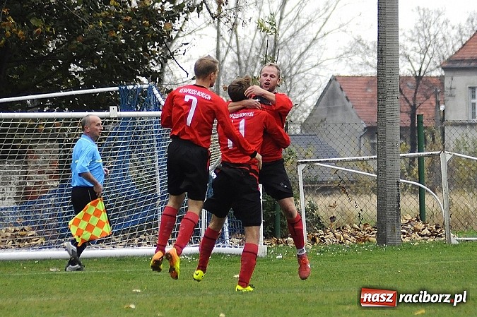 Zdjęcie w galerii na portalu naszraciborz.pl: Wielkie emocje i podział punktów w hicie kolejki wiadomości z regionu