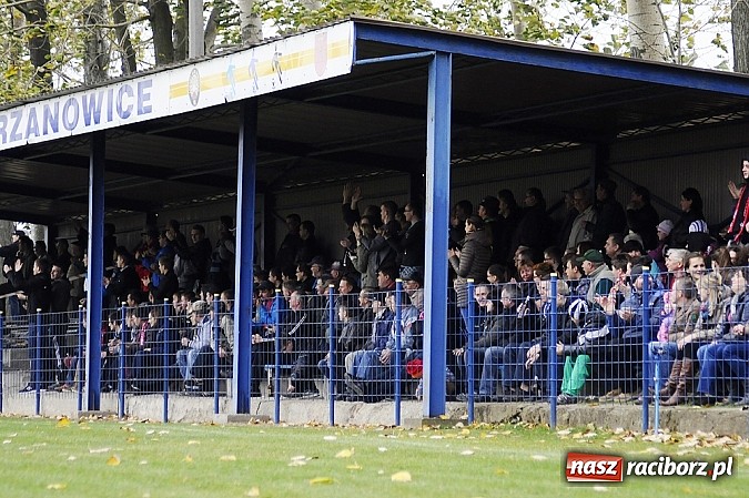 Zdjęcie w galerii na portalu naszraciborz.pl: Wielkie emocje i podział punktów w hicie kolejki wiadomości z regionu