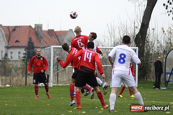 Zdjęcie w galerii na portalu naszraciborz.pl: Wielkie emocje i podział punktów w hicie kolejki wiadomości z regionu