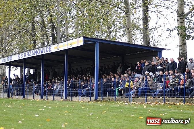 Zdjęcie w galerii na portalu naszraciborz.pl: Wielkie emocje i podział punktów w hicie kolejki wiadomości z regionu