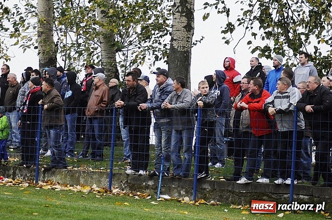 Zdjęcie w galerii na portalu naszraciborz.pl: Wielkie emocje i podział punktów w hicie kolejki wiadomości z regionu