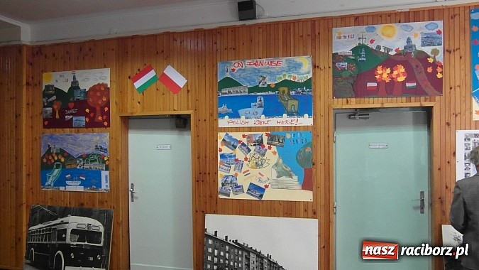 Zdjęcie w galerii na portalu naszraciborz.pl: Polacy i Węgrzy spotkali się na wymianie wiadomości z regionu