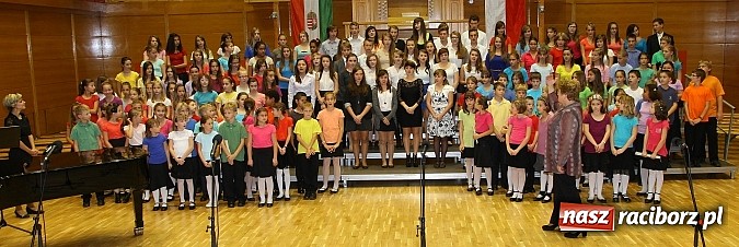 Zdjęcie w galerii na portalu naszraciborz.pl: Polacy i Węgrzy spotkali się na wymianie wiadomości z regionu