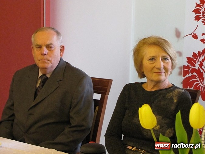 Zdjęcie w galerii na portalu naszraciborz.pl:  Seniorzy świętowali w Raciborskiej  wiadomości z regionu