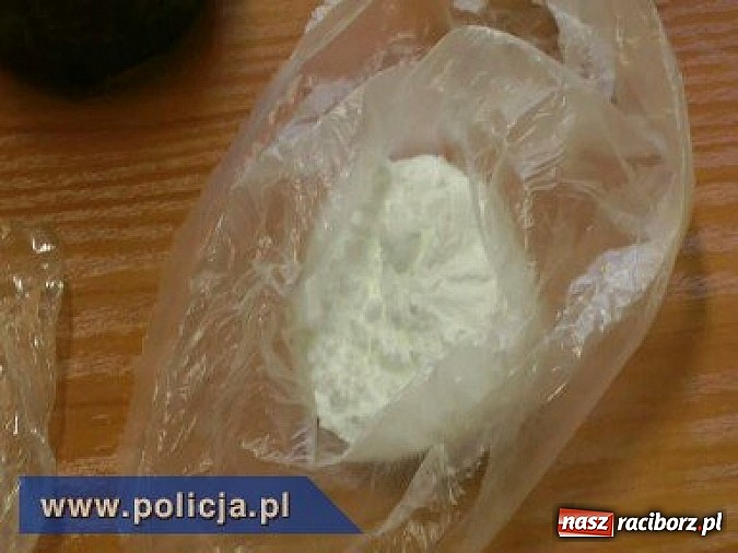 Zdjęcie w galerii na portalu naszraciborz.pl: Centralne Biuro Śledcze rozbiło gang handlujący narkotykami w naszym powiecie wiadomości z regionu