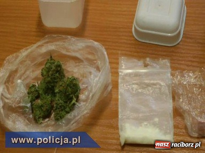 Zdjęcie w galerii na portalu naszraciborz.pl: Centralne Biuro Śledcze rozbiło gang handlujący narkotykami w naszym powiecie wiadomości z regionu