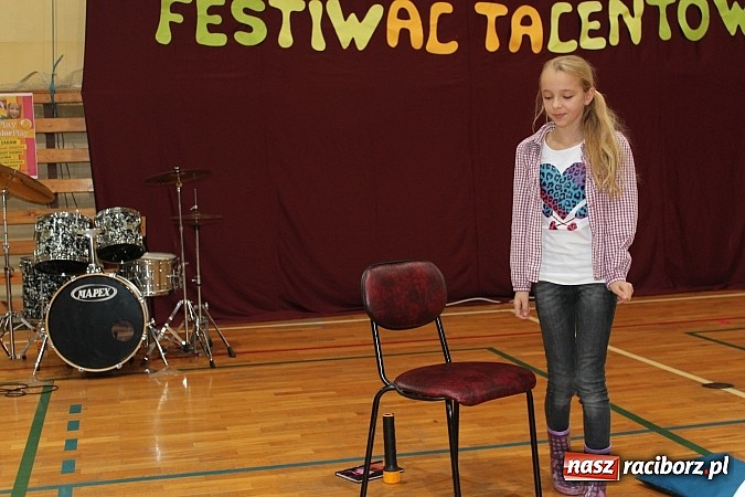 Zdjęcie w galerii na portalu naszraciborz.pl: W szkole w Nędzy łowili talenty wiadomości z regionu