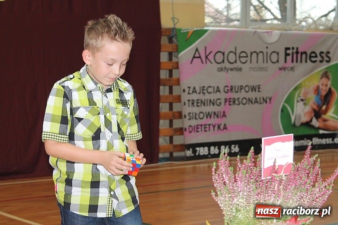 Zdjęcie w galerii na portalu naszraciborz.pl: W szkole w Nędzy łowili talenty wiadomości z regionu