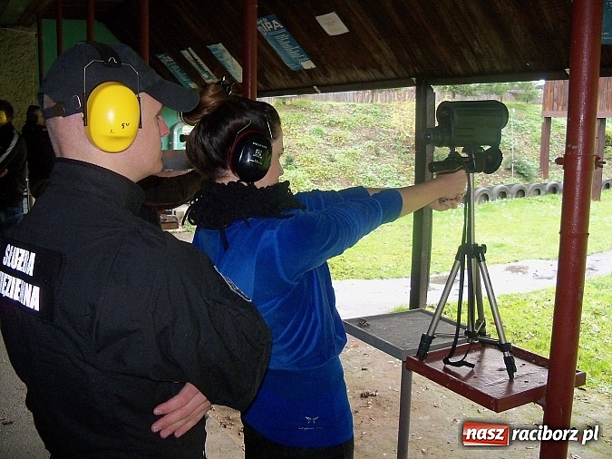 Zdjęcie w galerii na portalu naszraciborz.pl: Pogranicznicy z Raciborza strzelają najlepiej wiadomości z regionu