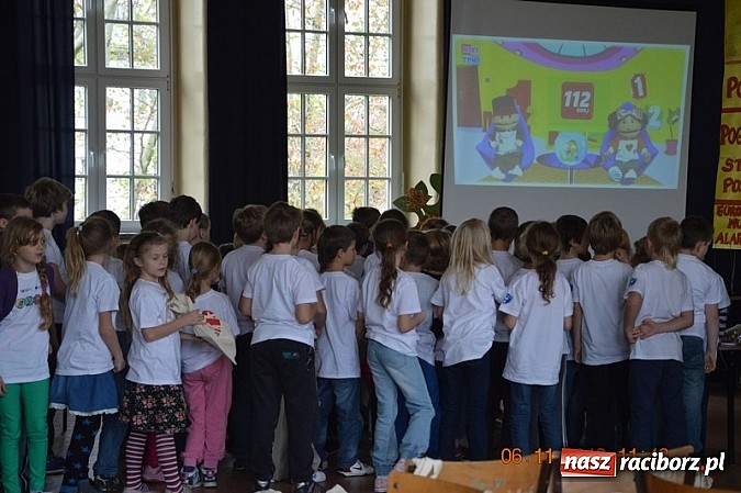 Zdjęcie w galerii na portalu naszraciborz.pl: Spotkanie z Misiem, czyli poznajemy numer 112 wiadomości z regionu