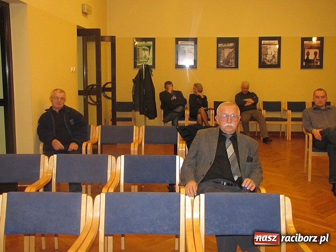 Zdjęcie w galerii na portalu naszraciborz.pl: Tournée prezydenta. Garstka słuchaczy. Garść informacji o budżecie na 2013 rok wiadomości z regionu