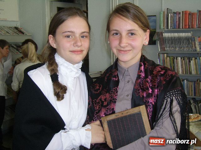 Zdjęcie w galerii na portalu naszraciborz.pl: Opowiadać znaczy klycić wiadomości z regionu