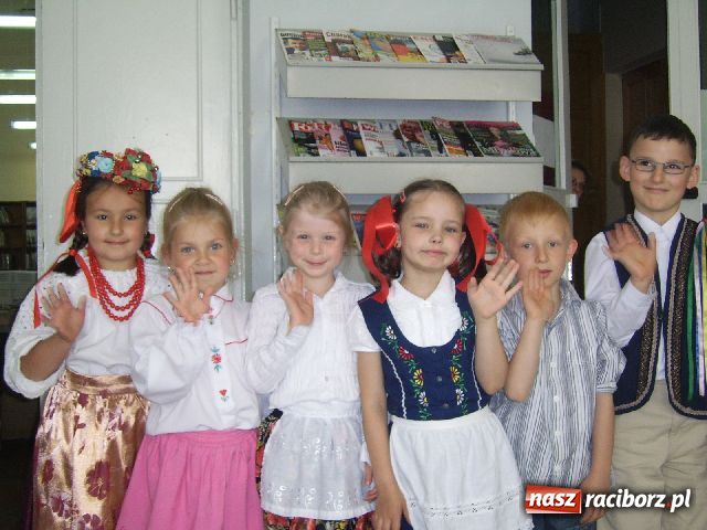 Zdjęcie w galerii na portalu naszraciborz.pl: Opowiadać znaczy klycić wiadomości z regionu