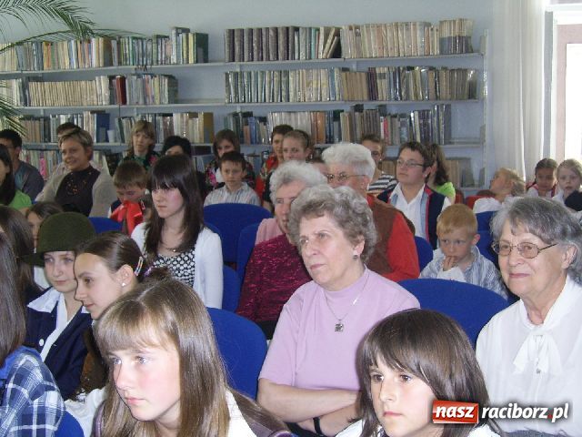 Zdjęcie w galerii na portalu naszraciborz.pl: Opowiadać znaczy klycić wiadomości z regionu