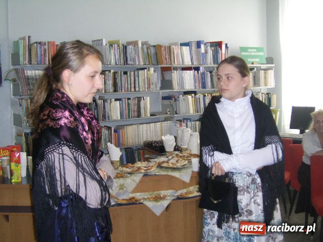 Zdjęcie w galerii na portalu naszraciborz.pl: Opowiadać znaczy klycić wiadomości z regionu