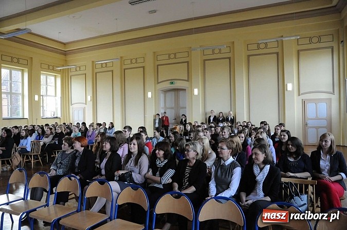 Zdjęcie w galerii na portalu naszraciborz.pl: Konferencja Episkopatu Polski dała zielone światło do starań o beatyfikację Eufemii Ofki Piastówny z Raciborza wiadomości z regionu
