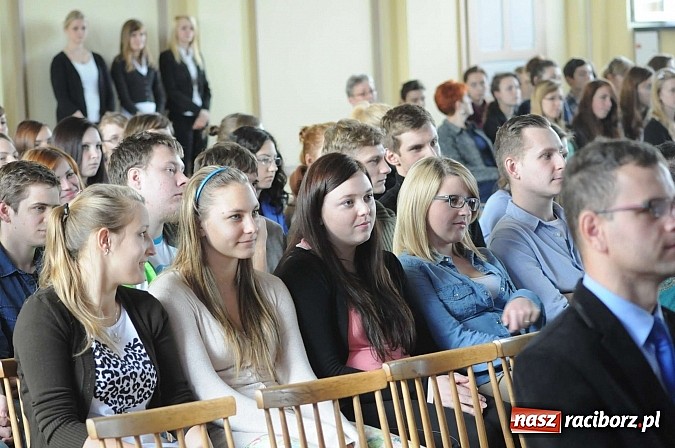 Zdjęcie w galerii na portalu naszraciborz.pl: Konferencja Episkopatu Polski dała zielone światło do starań o beatyfikację Eufemii Ofki Piastówny z Raciborza wiadomości z regionu