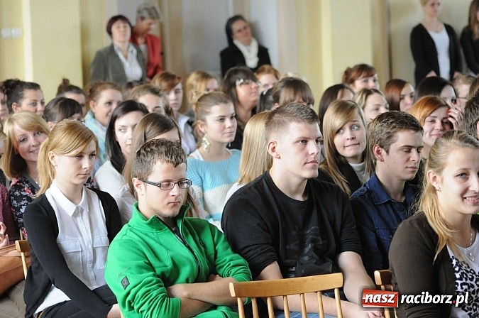 Zdjęcie w galerii na portalu naszraciborz.pl: Konferencja Episkopatu Polski dała zielone światło do starań o beatyfikację Eufemii Ofki Piastówny z Raciborza wiadomości z regionu