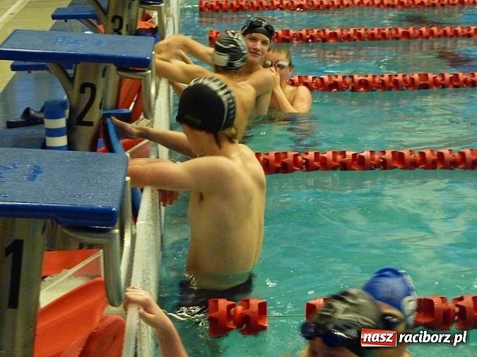 Zdjęcie w galerii na portalu naszraciborz.pl: Pływanie. Pięć medali Victorii wiadomości z regionu