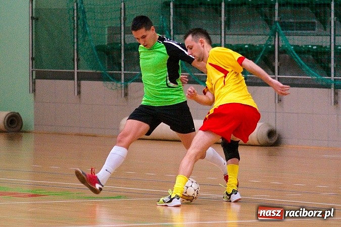 Zdjęcie w galerii na portalu naszraciborz.pl: Ruszyła Eco-Bud HLPN Racibórz. Zaczarowany Ołówek nie sprostał Cukierni wiadomości z regionu