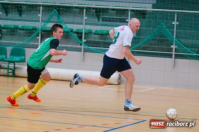 Zdjęcie w galerii na portalu naszraciborz.pl: Ruszyła Eco-Bud HLPN Racibórz. Zaczarowany Ołówek nie sprostał Cukierni wiadomości z regionu