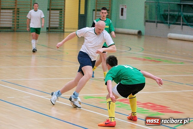 Zdjęcie w galerii na portalu naszraciborz.pl: Ruszyła Eco-Bud HLPN Racibórz. Zaczarowany Ołówek nie sprostał Cukierni wiadomości z regionu