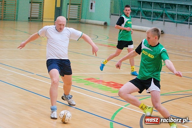 Zdjęcie w galerii na portalu naszraciborz.pl: Ruszyła Eco-Bud HLPN Racibórz. Zaczarowany Ołówek nie sprostał Cukierni wiadomości z regionu