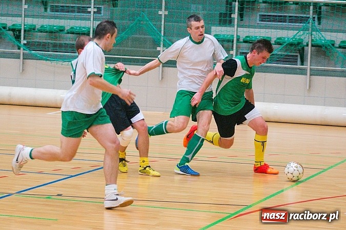 Zdjęcie w galerii na portalu naszraciborz.pl: Ruszyła Eco-Bud HLPN Racibórz. Zaczarowany Ołówek nie sprostał Cukierni wiadomości z regionu