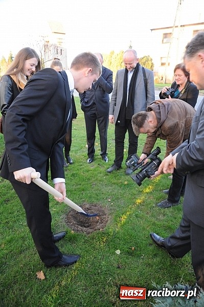Zdjęcie w galerii na portalu naszraciborz.pl: Gmina Krzyżanowice z I nagrodą za najbardziej innowacyjny mikroprojekt w Euroregionie Silesia. Wyróżnienie dla Raciborza wiadomości z regionu