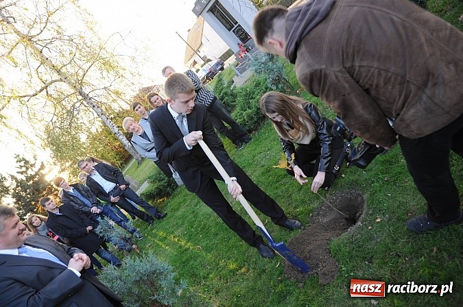 Zdjęcie w galerii na portalu naszraciborz.pl: Gmina Krzyżanowice z I nagrodą za najbardziej innowacyjny mikroprojekt w Euroregionie Silesia. Wyróżnienie dla Raciborza wiadomości z regionu