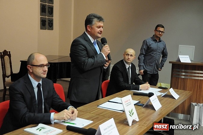 Zdjęcie w galerii na portalu naszraciborz.pl: Gmina Krzyżanowice z I nagrodą za najbardziej innowacyjny mikroprojekt w Euroregionie Silesia. Wyróżnienie dla Raciborza wiadomości z regionu