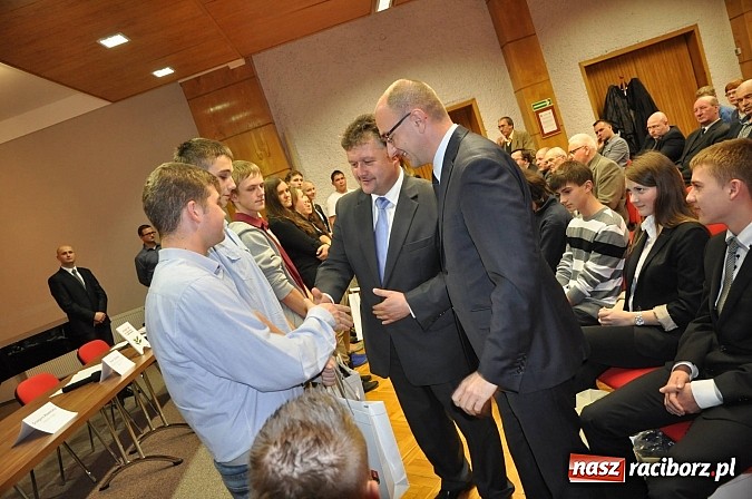 Zdjęcie w galerii na portalu naszraciborz.pl: Gmina Krzyżanowice z I nagrodą za najbardziej innowacyjny mikroprojekt w Euroregionie Silesia. Wyróżnienie dla Raciborza wiadomości z regionu