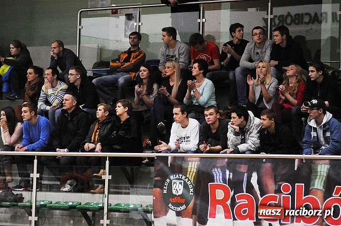 Zdjęcie w galerii na portalu naszraciborz.pl: Siatkarski AZS w końcu zwycięski wiadomości z regionu