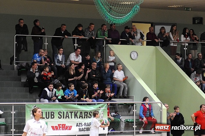 Zdjęcie w galerii na portalu naszraciborz.pl: Siatkarski AZS w końcu zwycięski wiadomości z regionu