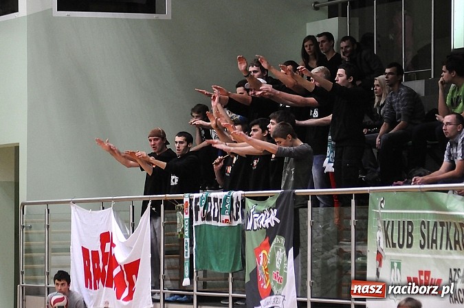 Zdjęcie w galerii na portalu naszraciborz.pl: Siatkarski AZS w końcu zwycięski wiadomości z regionu