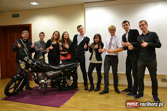 Zdjęcie w galerii na portalu naszraciborz.pl: Akcja Bezpieczniej na motorowerze zakończona wiadomości z regionu