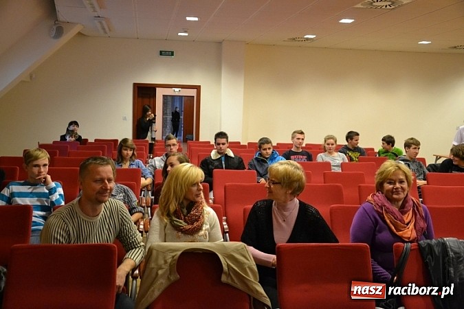 Zdjęcie w galerii na portalu naszraciborz.pl: Akcja Bezpieczniej na motorowerze zakończona wiadomości z regionu