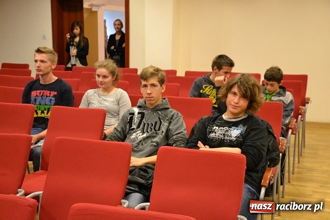 Zdjęcie w galerii na portalu naszraciborz.pl: Akcja Bezpieczniej na motorowerze zakończona wiadomości z regionu