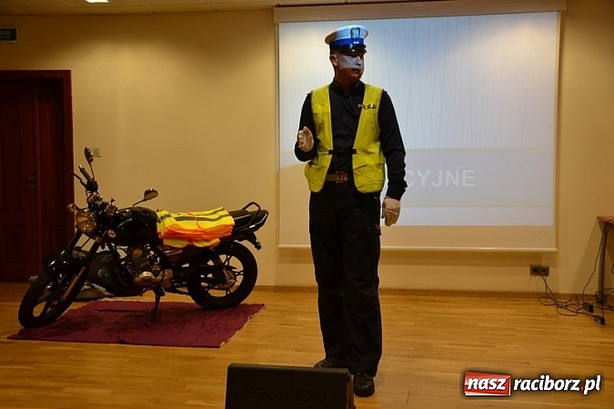 Zdjęcie w galerii na portalu naszraciborz.pl: Akcja Bezpieczniej na motorowerze zakończona wiadomości z regionu
