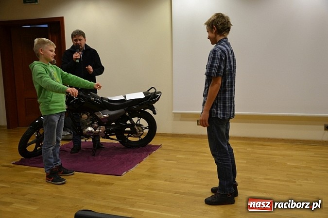 Zdjęcie w galerii na portalu naszraciborz.pl: Akcja Bezpieczniej na motorowerze zakończona wiadomości z regionu