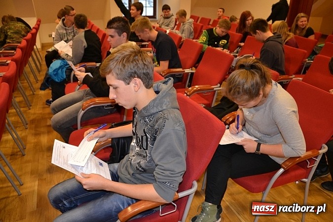 Zdjęcie w galerii na portalu naszraciborz.pl: Akcja Bezpieczniej na motorowerze zakończona wiadomości z regionu