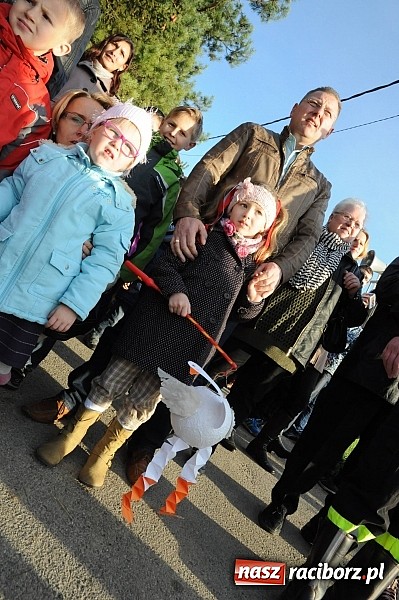 Zdjęcie w galerii na portalu naszraciborz.pl: Już po raz dwunasty św. Marcin zawitał do Samborowic wiadomości z regionu