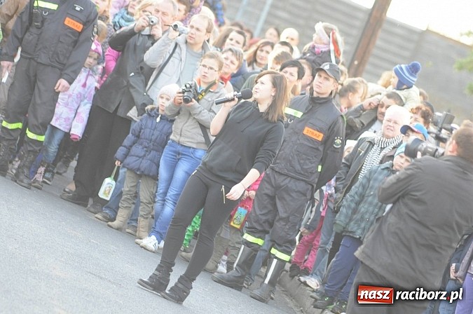 Zdjęcie w galerii na portalu naszraciborz.pl: Już po raz dwunasty św. Marcin zawitał do Samborowic wiadomości z regionu