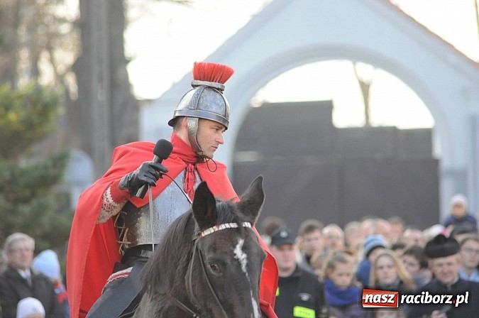 Zdjęcie w galerii na portalu naszraciborz.pl: Już po raz dwunasty św. Marcin zawitał do Samborowic wiadomości z regionu