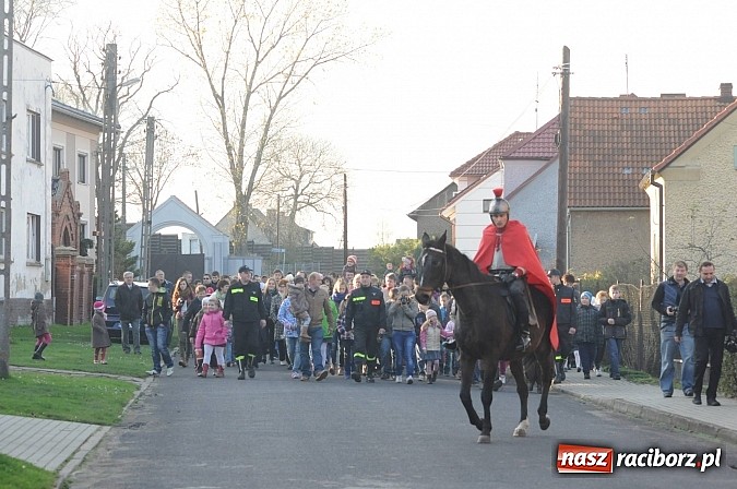 Zdjęcie w galerii na portalu naszraciborz.pl: Już po raz dwunasty św. Marcin zawitał do Samborowic wiadomości z regionu