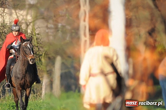 Zdjęcie w galerii na portalu naszraciborz.pl: Już po raz dwunasty św. Marcin zawitał do Samborowic wiadomości z regionu