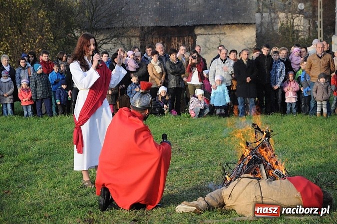 Zdjęcie w galerii na portalu naszraciborz.pl: Już po raz dwunasty św. Marcin zawitał do Samborowic wiadomości z regionu