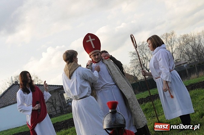 Zdjęcie w galerii na portalu naszraciborz.pl: Już po raz dwunasty św. Marcin zawitał do Samborowic wiadomości z regionu