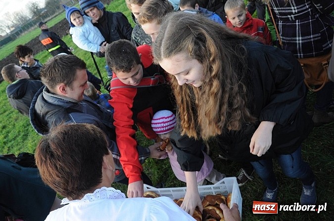Zdjęcie w galerii na portalu naszraciborz.pl: Już po raz dwunasty św. Marcin zawitał do Samborowic wiadomości z regionu
